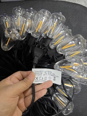 Dodaj elegancji do swojego ślubu za pomocą oświetlenia patio i napięcia wejściowego AC 110V/220V